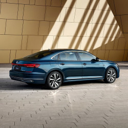 上汽大众 Volkswagen 大众 帕萨特 330TSI 精英版