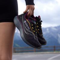 saucony KINVARA 15 GTX 通用款跑鞋