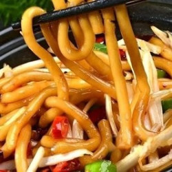 薯之缘 爆款砂锅麻酱土豆粉单人餐（含配菜）