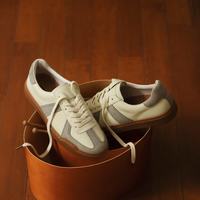 FOOT INDUSTRY 经典拼接德训鞋 米白/灰色 45 男士休闲鞋