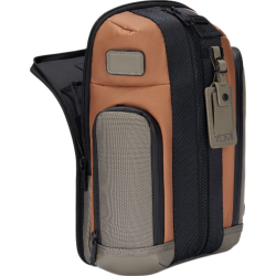 TUMI DFOFREMONT男士通勤 &休闲胸包 &单肩包七夕情人节礼物 黄褐色