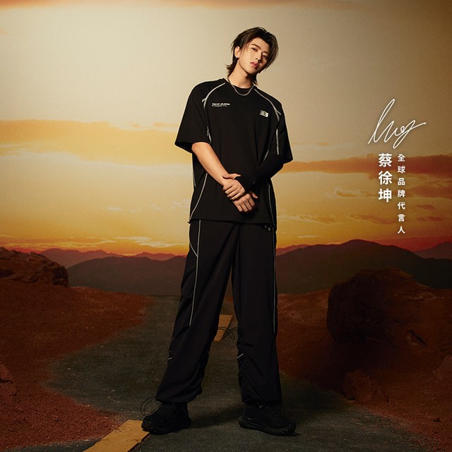 BONELESS 男士短袖T恤 BK1BC10821