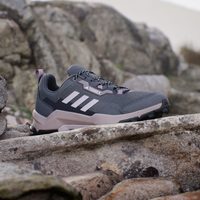 adidas TERREX AX4 舒适低帮 徒步鞋