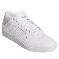 今日必买：adidas Tyshawn 男女同款 低帮板鞋