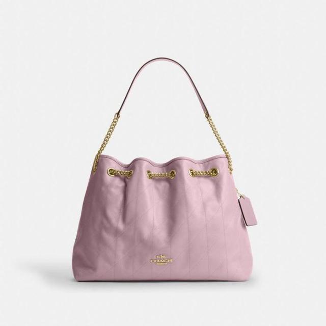 COACH EVELYN系列绗缝细节单肩托特包