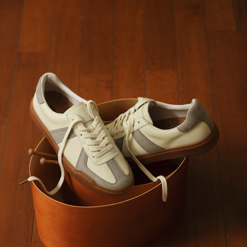 FOOT INDUSTRY 经典拼接德训鞋 米白灰色 37码 男士休闲鞋