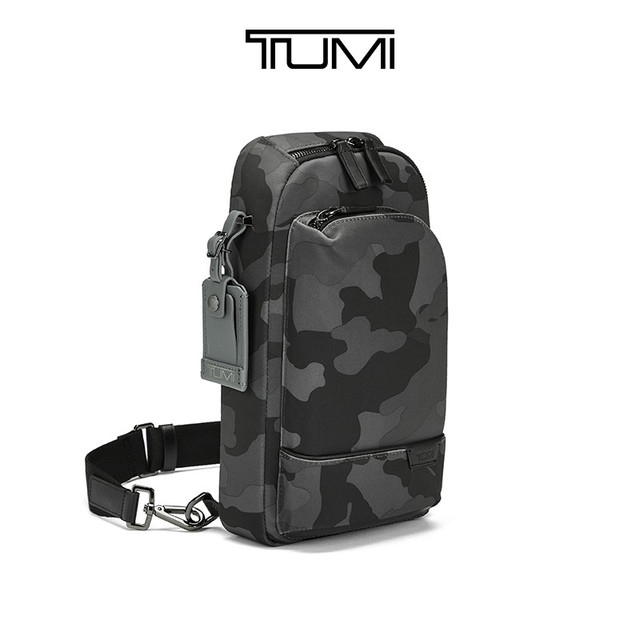 TUMI 【迷彩机能风】Harrison胸包斜挎包多口袋分区大容量通勤男包06602035GYCM