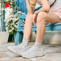 特步 女款网面透气厚底休闲运动鞋 帆白 37
