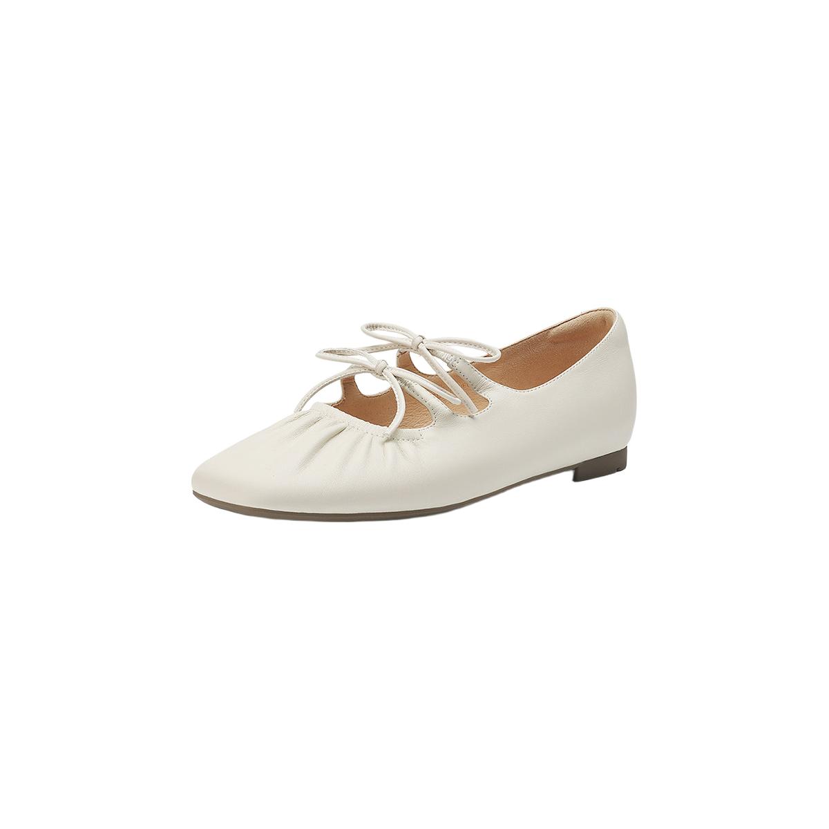 米白色