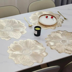 佳美萱 荷花餐垫 防热防水防油污 PVC可水洗隔热垫 酒店餐厅桌垫 轻奢简约