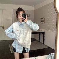 V领针织马甲 春秋 女士叠穿毛衣