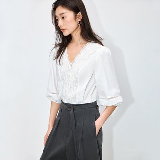 LILY 法式花边V领泡泡袖雪纺衫