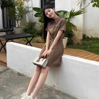 森马 夏季简约复古衬衫领连衣裙