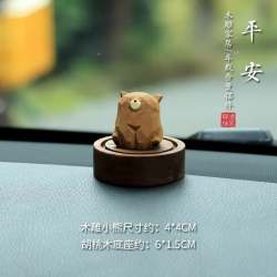语森忆 创意木雕卡通汽车摆件车内饰品车载装饰扩香桌面家居生日礼物 木雕小棕熊-胡桃木圆形底座