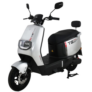 台铃 星驰 1200W电机 72V35Ah石墨烯电池 极致银 电动摩托车