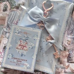 花知晓 邦尼花园润唇膏挂件蓝色滋润正品唇部修护淡化唇纹爆款可爱