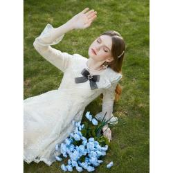 AIVEI 2026年夏季高腰喇叭袖绣花雪纺高级感气质显瘦减龄波点连衣裙