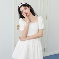 乐町 蕾丝拼接百褶牛仔连衣裙