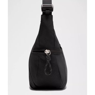 lululemon 露露乐蒙 Small Slouchy 3L 单肩包