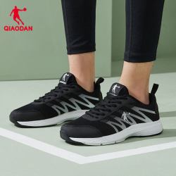 乔丹 男款跑步鞋 XM3570242