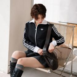 adidas 三叶草 女款运动夹克