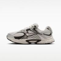 限尺码：NIKE V5 RNR (GS)大童经典百搭耐磨儿童运动鞋休闲鞋