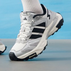 adidas JS0059 男女通用运动鞋 JS0059