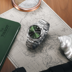 TISSOT PR100系列 男士石英钢带手表 T1504101104100