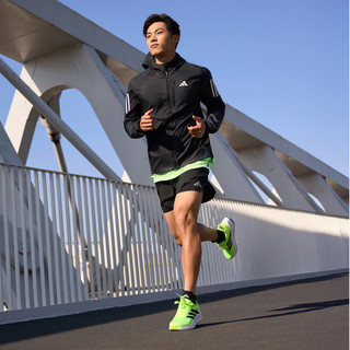 adidas/阿迪达斯 拒水防风跑步运动修身连帽夹克 男款