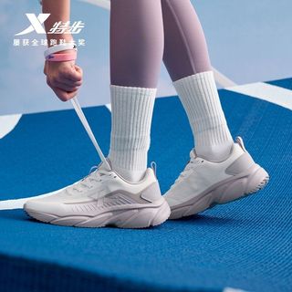 XTEP/特步 女款网面透气减震回弹跑鞋
