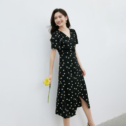 红袖 泡泡袖黑色连衣裙夏季2024女装 波点收腰V领显瘦减龄雪纺裙 黑底米点818 S