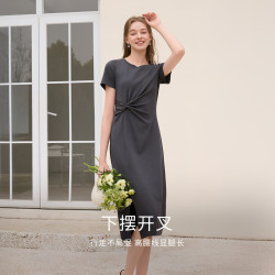 香影 灰色圆领t恤连衣裙女2026夏季新款高级感短袖修身掐腰中长裙 灰色 M