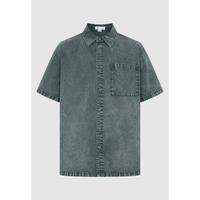 URBAN REVIVO UUY850015 口袋短袖休闲衬衫