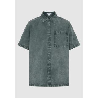 URBAN REVIVO UUY850015 口袋短袖休闲衬衫