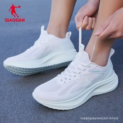 乔丹 男款跑步鞋 QXB023252284R-0305