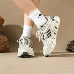 adidas CLIMACOOL VENTAGE7 通用款跑鞋 6240198095613