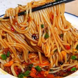 南昌拌粉江西正宗米粉速食早餐夜宵米线粉丝方便批发整箱袋装自热