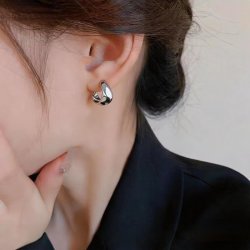 KRISTEN JUDI 不规则银色耳扣耳环 银针圈圈耳饰