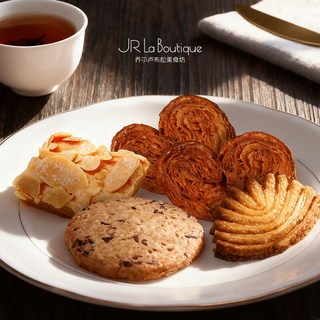 乔尔卢布松美食坊 蝴蝶酥拿破仑四拼礼盒 310g 饼干