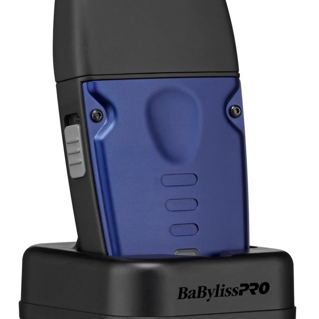 BaBylissPRO 电动剃须刀 钛金属刀头 无线充电 专业理发师级 敏感肌适用 10000转高速马达
