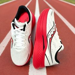 saucony 啡速3 通用款跑步鞋