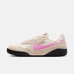 NIKE TERRA MANTA SUEDE 女款运动休闲鞋 IO7802-500