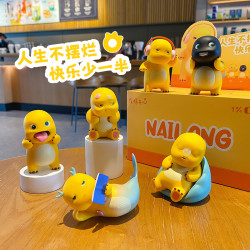 奶龙 摆烂日常桌面摆件 办公室创意可爱汽车文创好物
