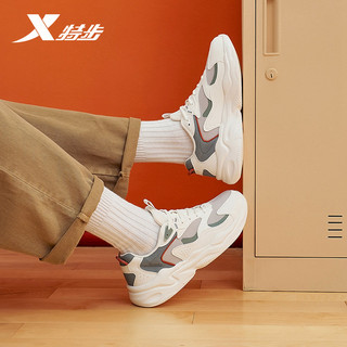 特步 星陨ET 网面透气 休闲运动鞋