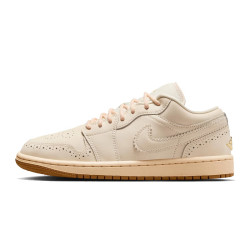 NIKE AIR JORDAN 1 IO0759-100 篮球鞋 36.5