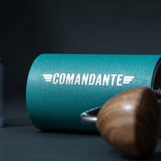 Comandante C40 MK4 高氮钢芯磨豆机 湖蓝色