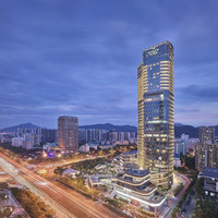 移动端：三亚中心凯悦嘉轩酒店2晚+含每日2大1小音乐酒廊自助晚餐+双人豪华小游艇拼船出海体验1次+尊享酒店至南山寺旅游区往...