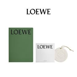 LOEWE 限定绿色笔记本+高定小香挂