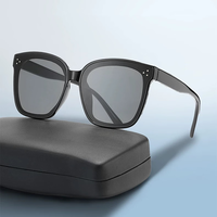 小野和子 A4 方形 太阳镜