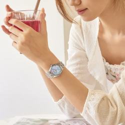 CITIZEN L系列 光动能腕表 EM1140-80D 33mm 女士腕表 轻熟夏日造型